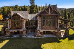 Stunning 5-Bedroom Big Sky Home on 20 Acres - Incredible Views! Close to Town Center