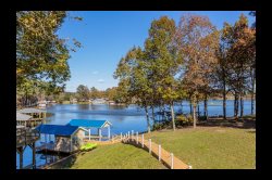 Pearl of the Lake on Lake Gaston! Quiet cove with beauitful views