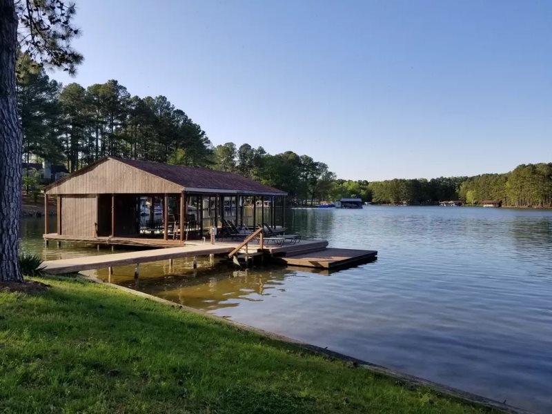Vacation Rentals Lake Gaston Family Vacations Lake FrontLake