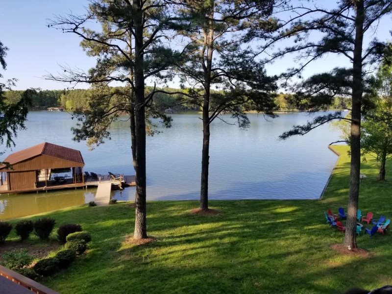 Vacation Rentals Lake Gaston Family Vacations Lake FrontLake