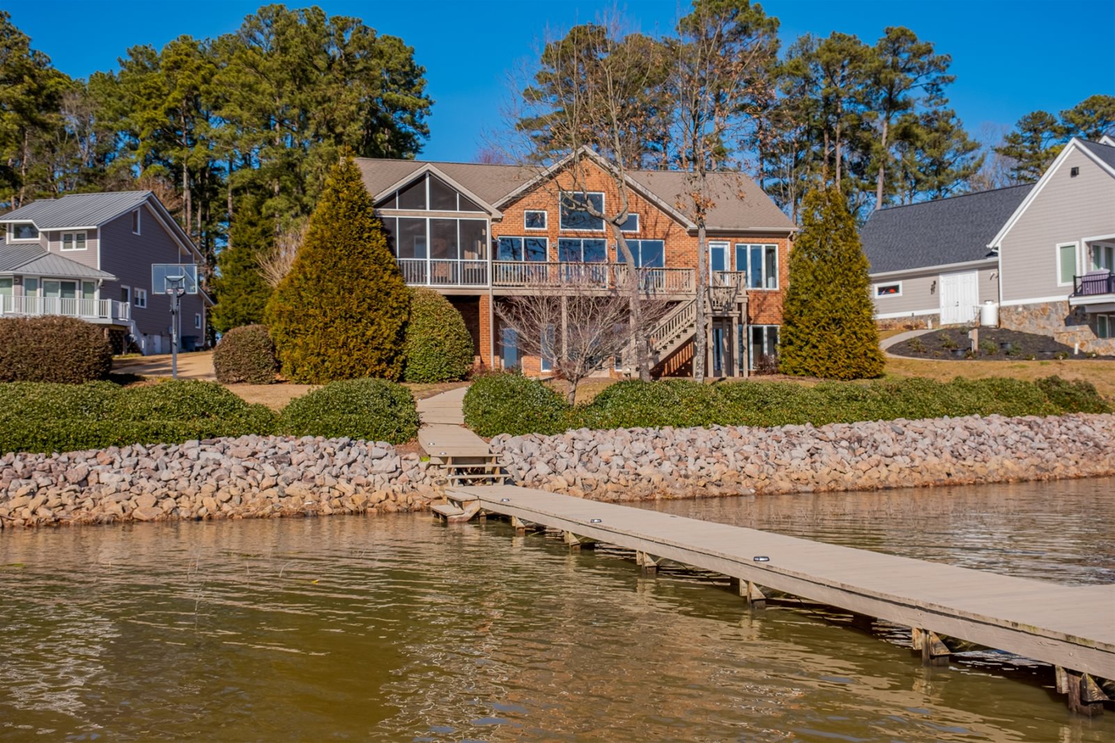 Lake Gaston Vacation Rentals Grandview Lodge Vacation Rentals Lake