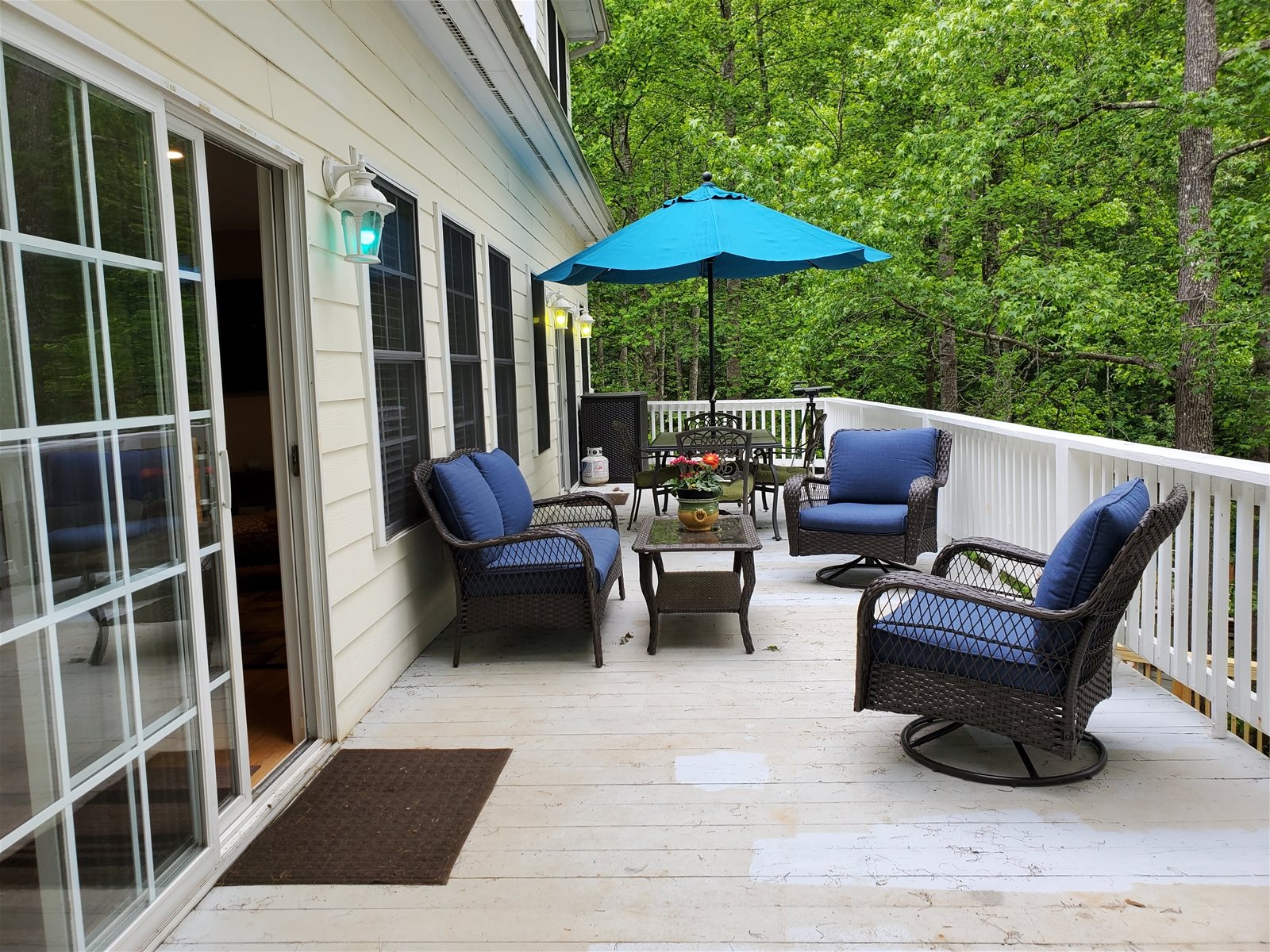 Lake Gaston Vacation Rentals Hook Wine SinkerVacation Rentals Lake