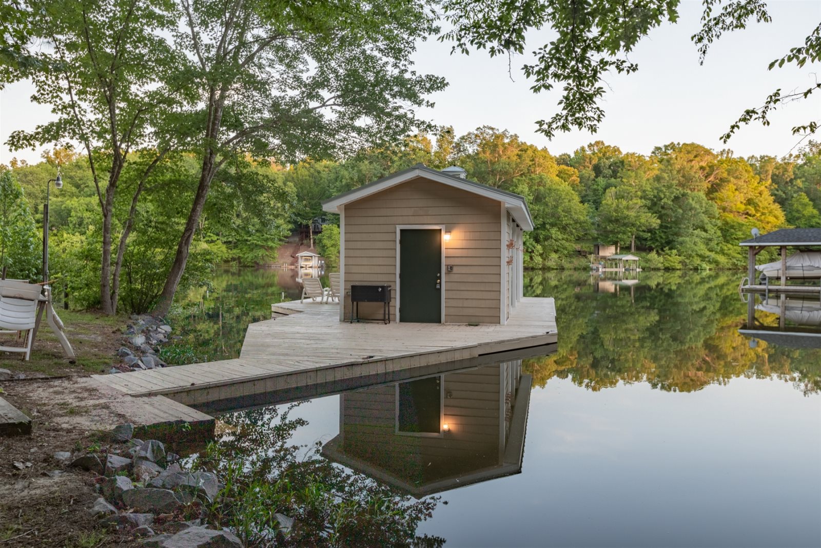 Lake Gaston Vacation Rentals Sunny Sylvan Hideaway Vacation Rentals