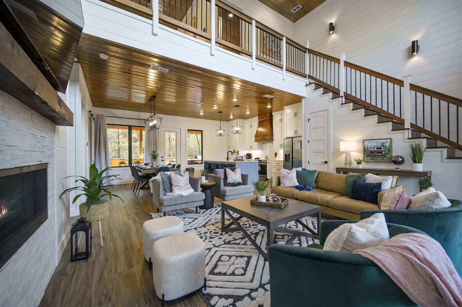 Glamping CreeksideBroken BowOklahomaSweetwater Vacation Rentals