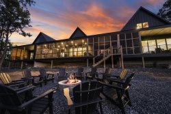 The George|Modern Luxury|Sleeps 22|Spectacular Views