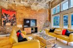 Loft on St. Elmo Avenue - Minutes from Downtown Chattanooga