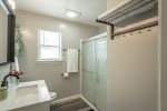 hallway full bathroom