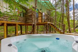 New! Cedarbrook Treehouse | Hot Tub,  Dog Friendly, Private