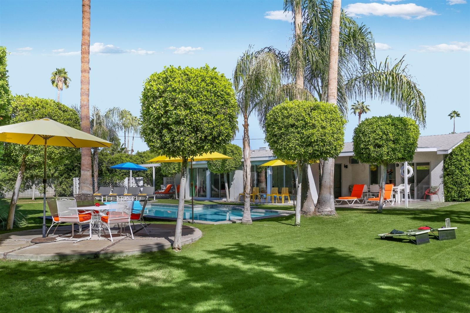 Palm Springs Poolside Retreat Palm Springs Vacation Rental Poolside