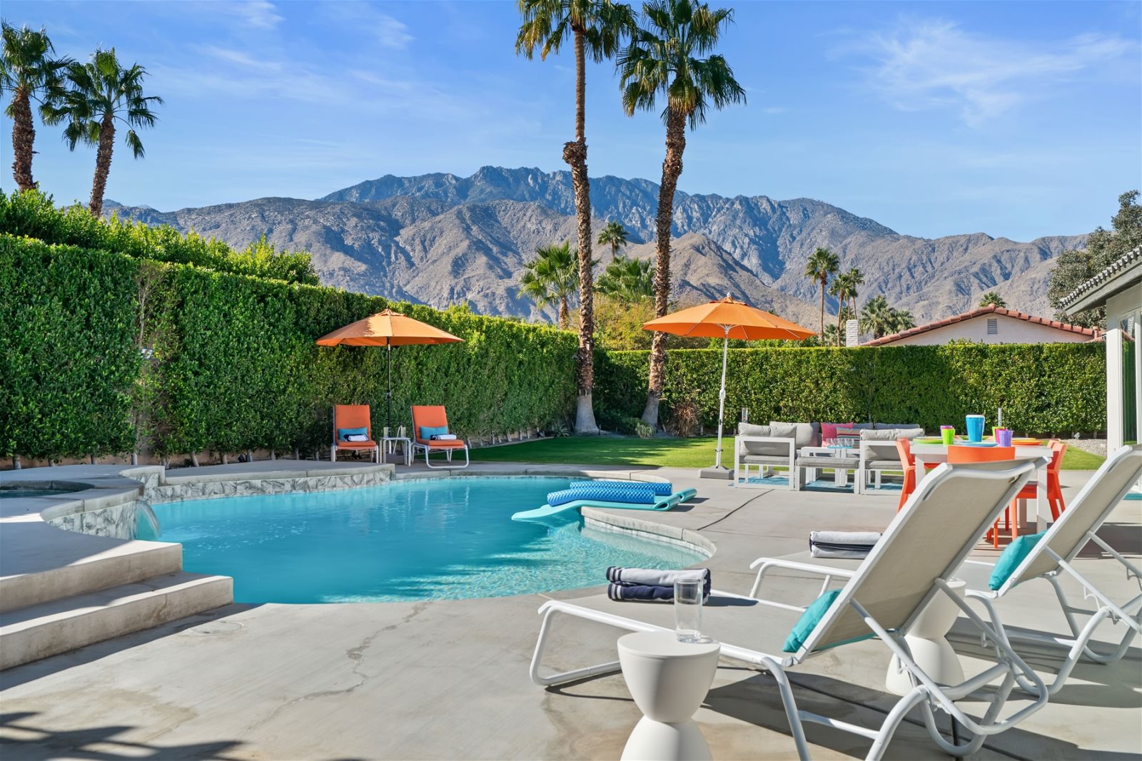 Palm Springs Vacation Rental Home - Palm Springs Oasis