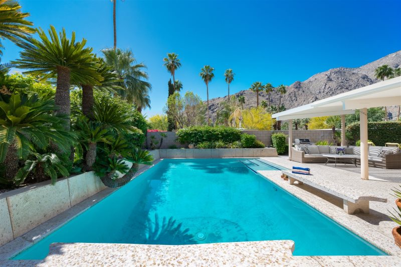 Palm Springs Vacation Rental Pool Home Contemporary Elegance