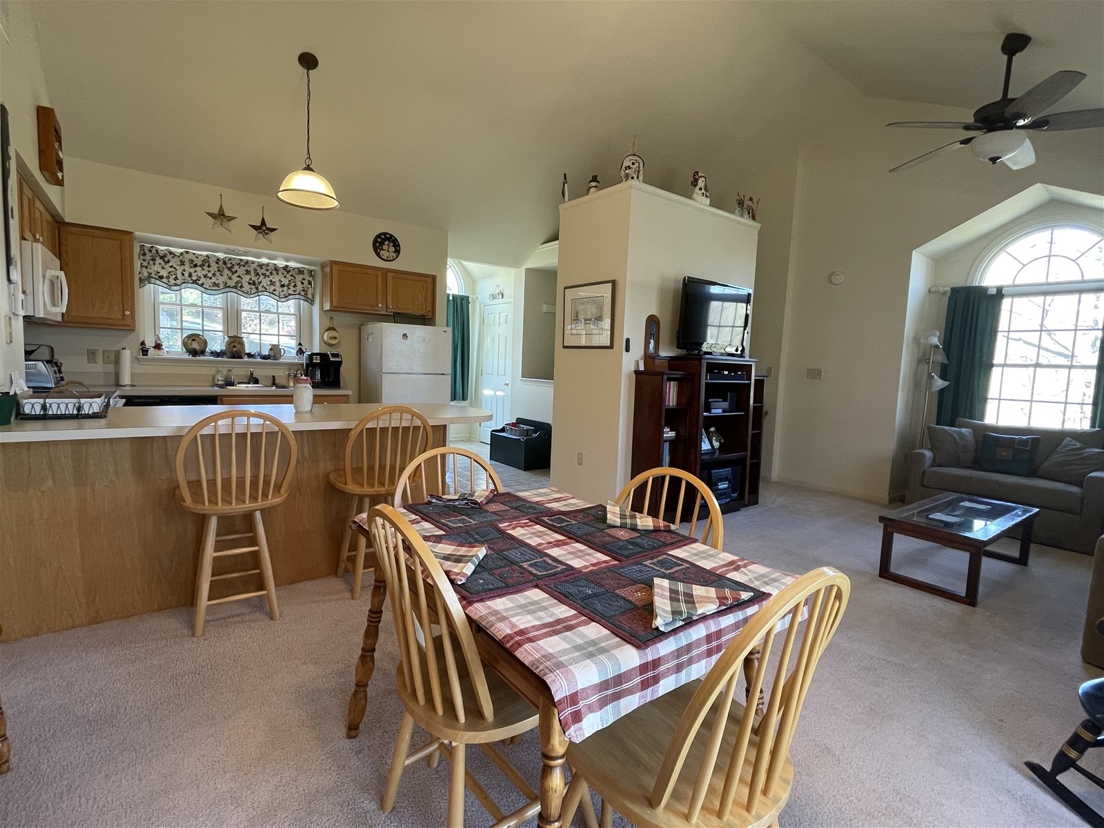 14052 Blairs Ridge Drive Maple Way family