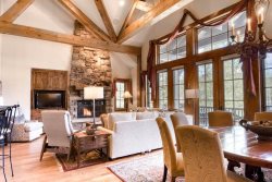 Quartermoon 1258, 5 Bedroom/5 Bath, SKI IN/SKI OUT, Incredible Views! Ritz-Carlton Bachelor Gulch Pool and Hot tubs!