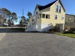 Driveway parking for 4 cars