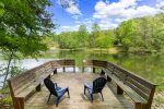 BIRDSONG LAKE - Quiet Cabin on Private Lake with Hot Tub, Big Backyard, Fire Pit, Horseshoes, Hammock, and more.