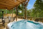 TERRACE LEVEL HOT TUB VIEW