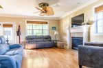 Walk to Downtown New Buffalo, Huge front porch, Fire Pit, Sleeps a Group!