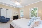 Queen bedroom with views to the front porch 