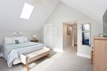 Spacious and Charming upstairs suite with Queen bed 