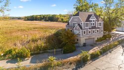 Large Home, Great Harbor Views & Private Boat Slip