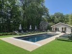 Huge Luxury Home: Pool & Stunning Outdoor Space