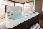 Full size hot tub that is crystal clear and clean for your stay. We ha