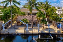Tiki Time- Canal Home with Boat Lift