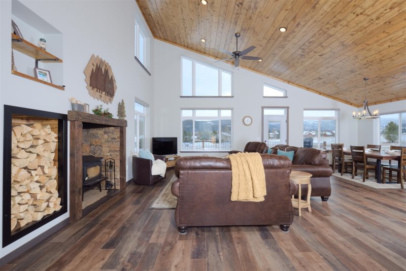 Livingroom and Fireplace for Big Sky Wilson Peak Properties Rental