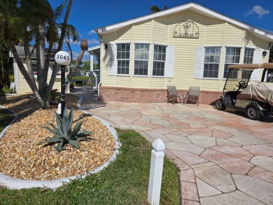 PARK MODEL #3065 2 BEDROOM 2 BATH