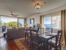 2 BDRM/2 BA Mission Beach  Bayside Walk 