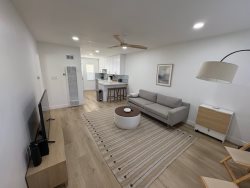 2 BDRM 2BA Pacific Beach REED AVE. -Private Garage 