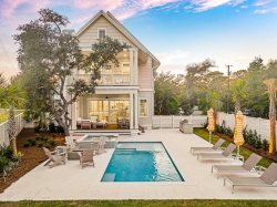 Huge Private Pool, Hot Tub, Golf Cart, Paddleboards, NEW Loaded Seagrove STUNNER! Steps to Eastern Lake!