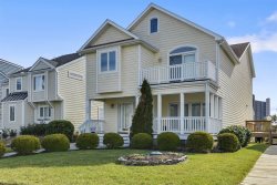 Fabulous rental in downtown Bethany area with access to Sea Colony amenities!