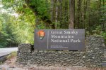 20 minutes to Smoky Mountain National Park