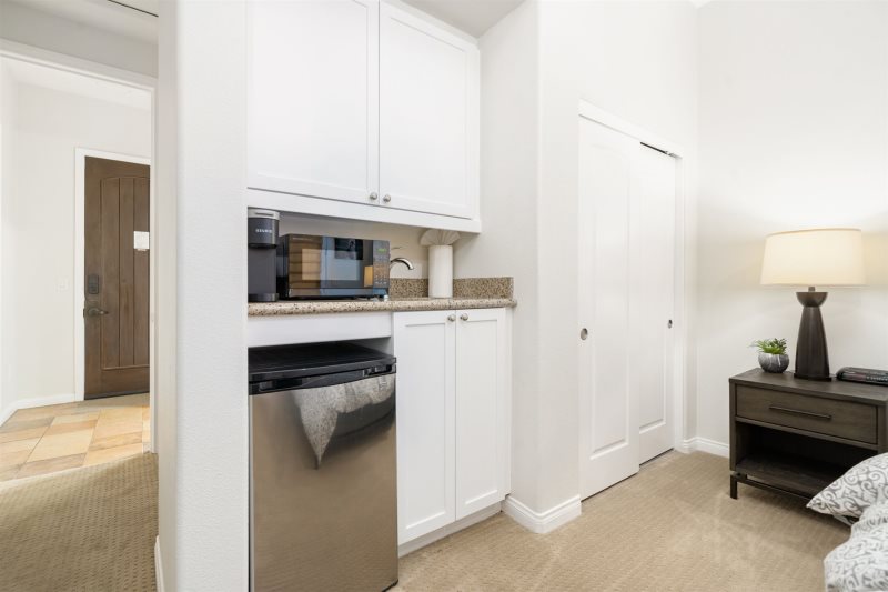 El Paseo Upstairs Studio Sweet Escape Team La Quinta, California