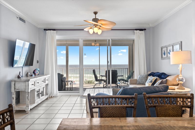 2 Bedroom Condo with Gulf views at Regency Isle! Walking