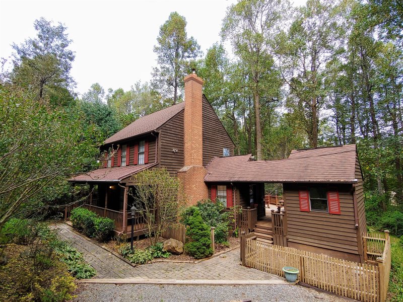 Wine Country Mountain Lodge