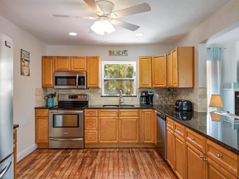 Anchors Away Fort Myers Beach Vacation Rental Near The Pier
